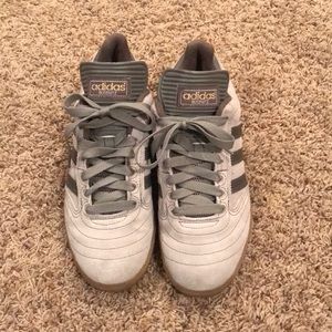 Adidas Men’s Busenitz, size 8.5, grey